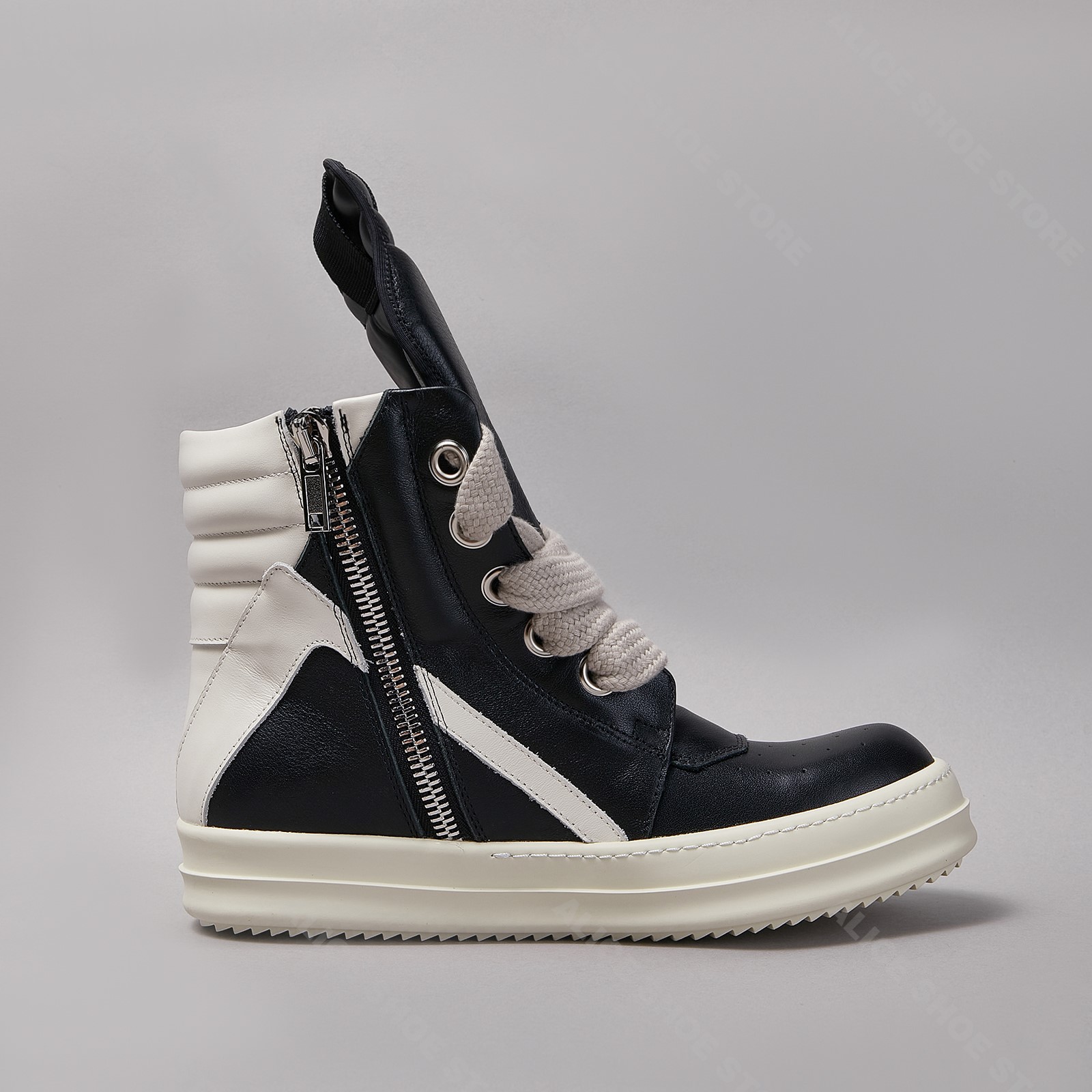Brand Classic Casual Men Shoe  - Leather Sneaker Care Kit 评论和价格